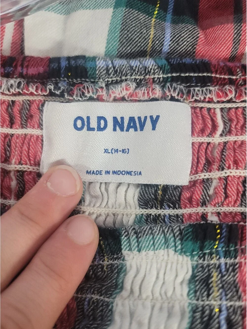 Old Navy Girl’s Red White Black Green Plaid Smocked Long Sleeve Dress 14/16